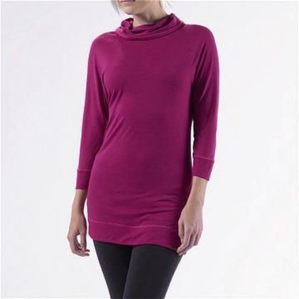 Patagonia merino wool 3/4 sleeve cowl top S